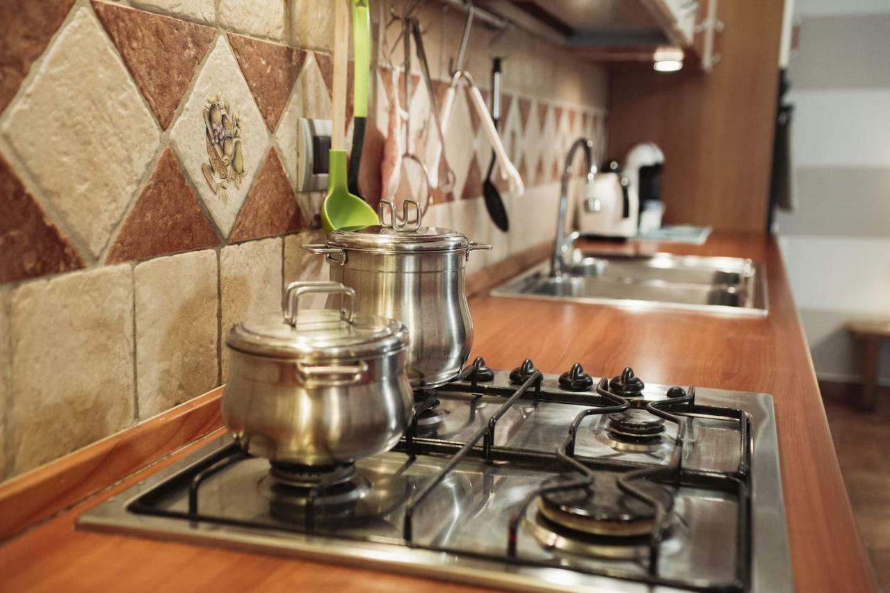 Allegretti'S House Venosa, Ospitalita E Accoglienza ภายนอก รูปภาพ