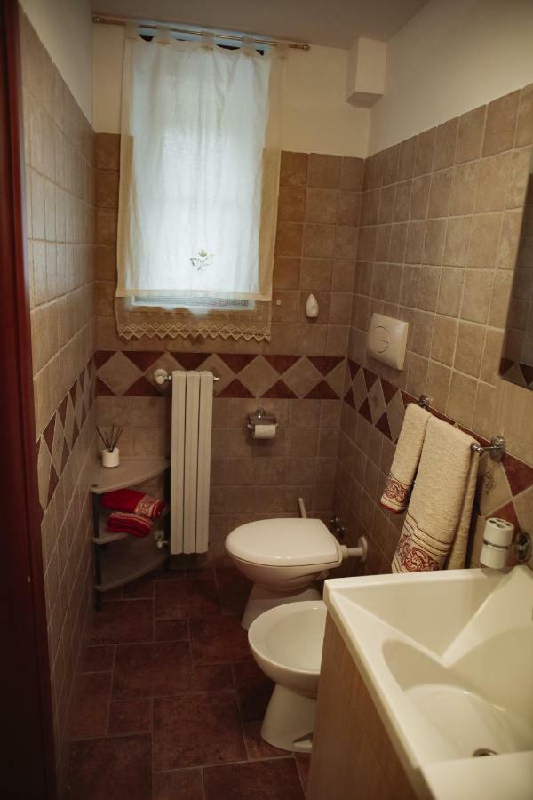Allegretti'S House Venosa, Ospitalita E Accoglienza ภายนอก รูปภาพ